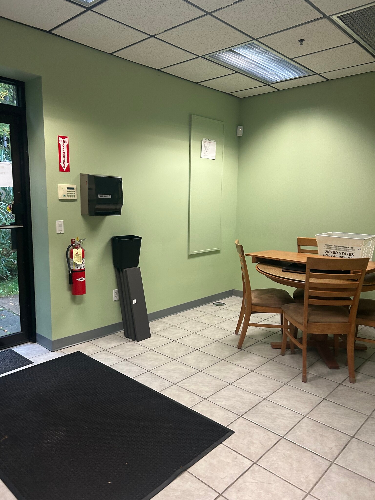 70 Zachary Rd, Manchester, NH for lease Interior Photo- Image 1 of 8