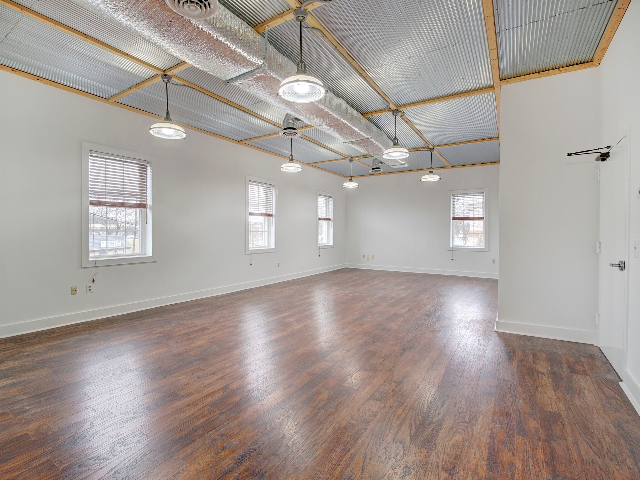 1110 Hamilton Blvd, South Plainfield, NJ for lease Interior Photo- Image 1 of 11