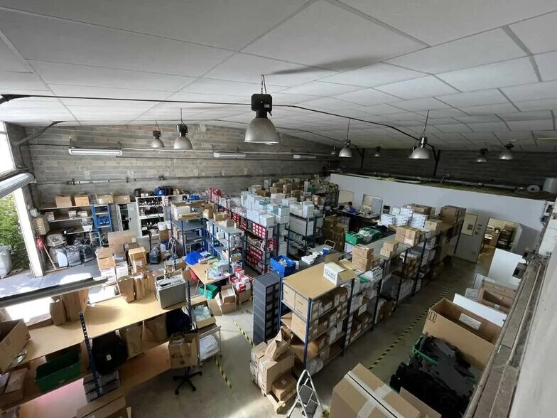 Flex in La Seyne-sur-Mer for lease - Interior Photo - Image 3 of 10