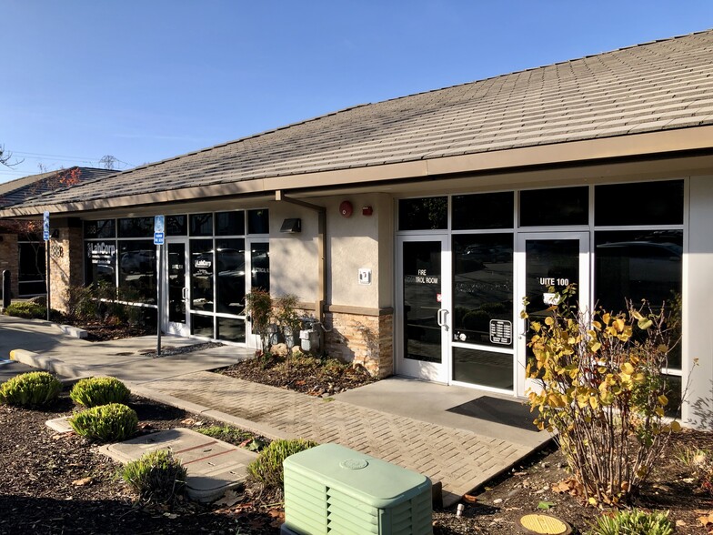 588 N Sunrise Ave, Roseville, CA for lease - Building Photo - Image 3 of 7