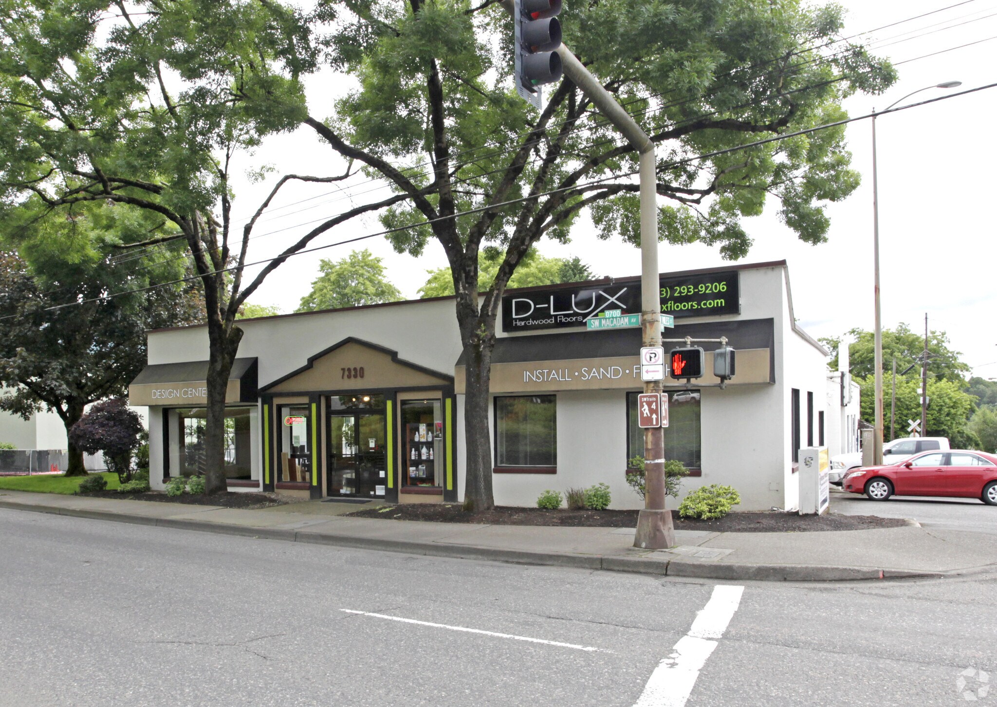 7310-7330 SW Macadam Ave, Portland, OR for sale Primary Photo- Image 1 of 1
