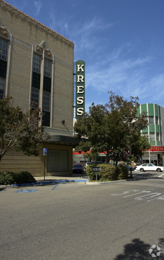 1401 19th St, Bakersfield, CA 93301