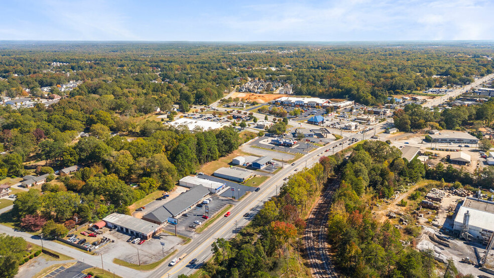 1034 NE Main St, Simpsonville, SC for sale - Building Photo - Image 3 of 24