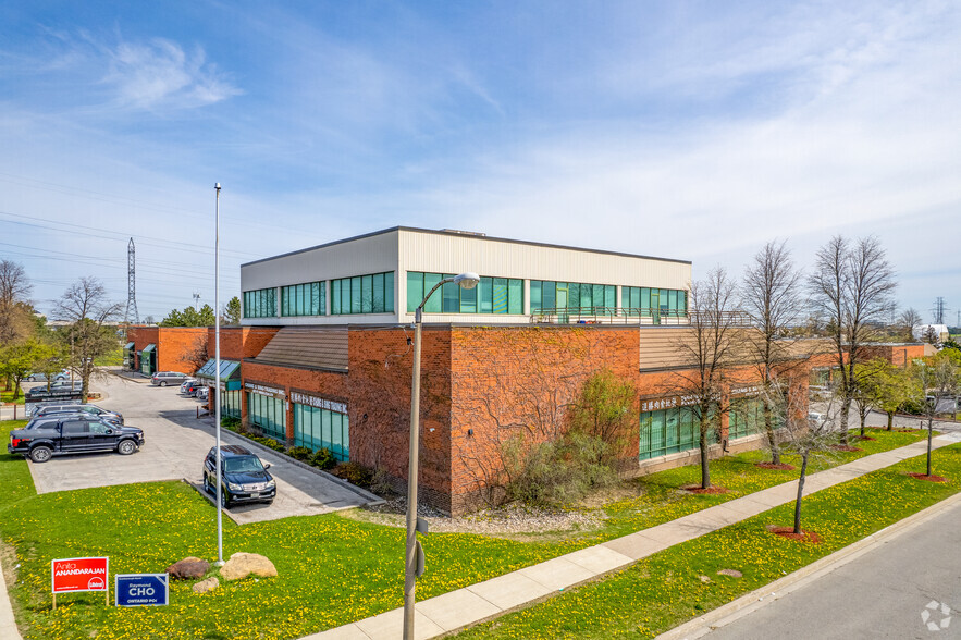 705 Middlefield Rd, Toronto, ON for sale - Primary Photo - Image 1 of 5