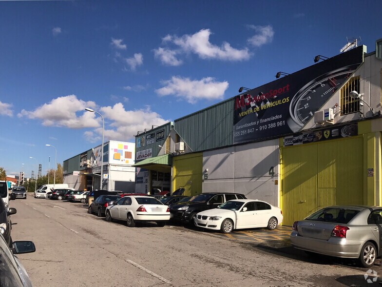 Calle Fuentevieja, 32, Pinto, Madrid for sale - Building Photo - Image 1 of 1