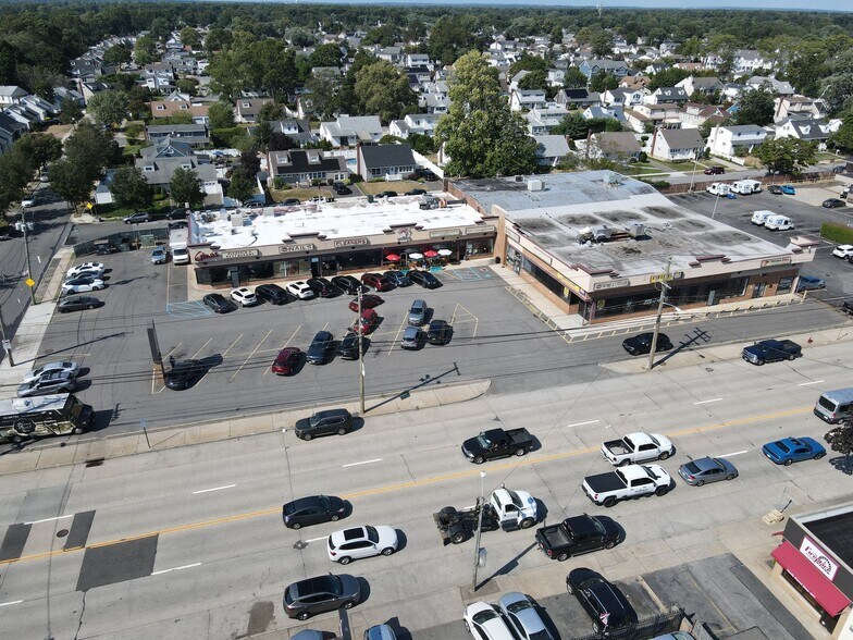 35353555 Merrick Rd, Seaford, NY 11783 Kenmore Plaza