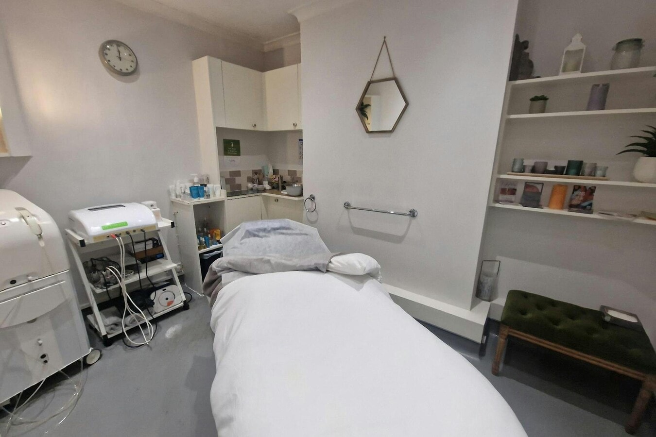 31 Church St, Basingstoke, HAM RG21 7QQ - Unit 31 - - Interior Photo - Image 2 of 5