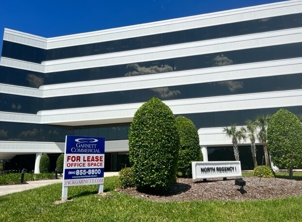 9485 Regency Square Blvd, Jacksonville, FL for lease - Building Photo - Image 2 of 8