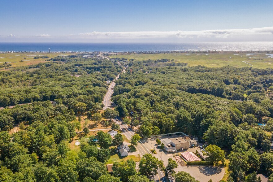 92 96 Beach Rd Salisbury Ma 01952 Retail For Sale Loopnet Com