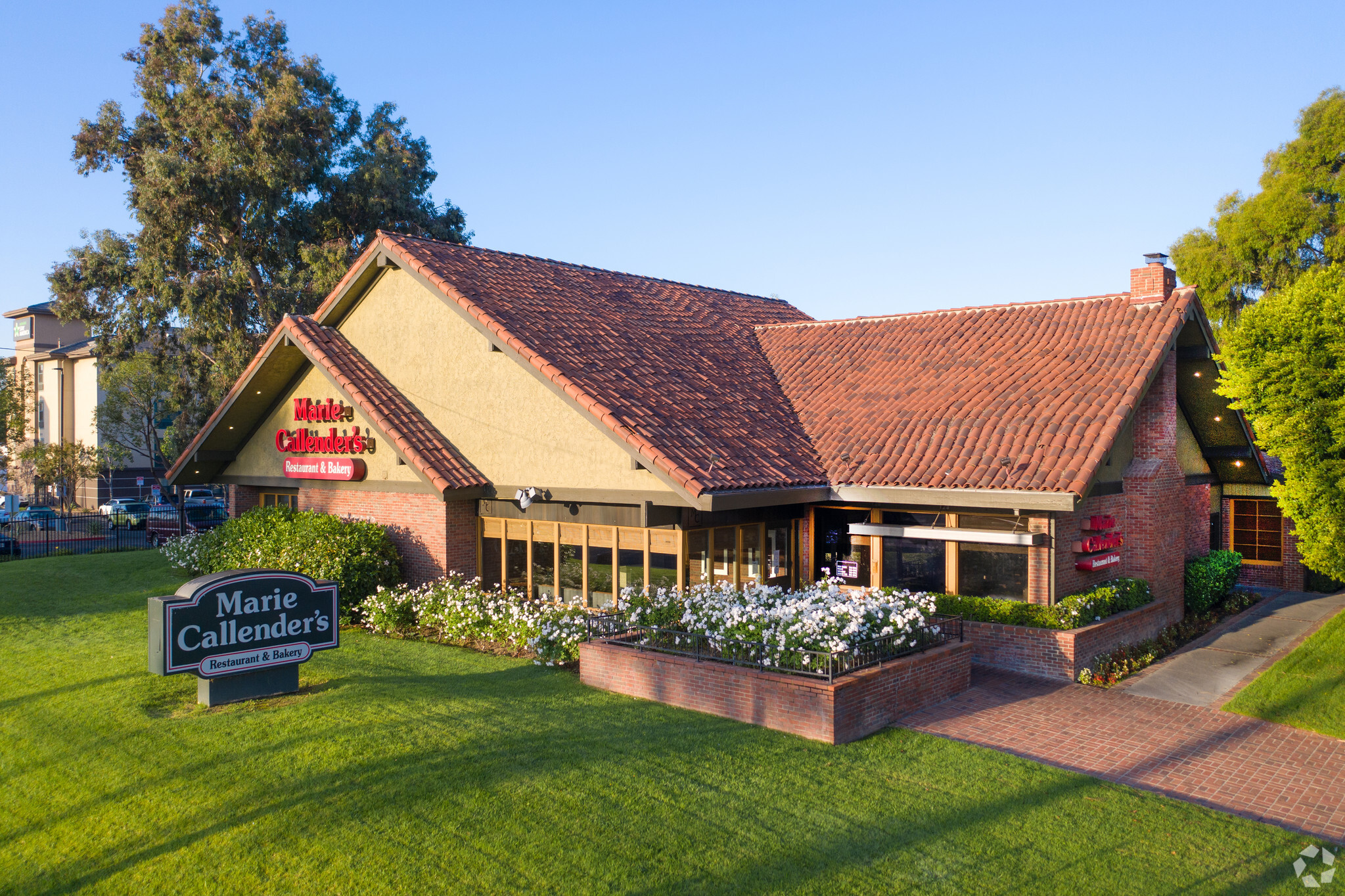 19310 Business Center Dr, Northridge, CA for sale Primary Photo- Image 1 of 1