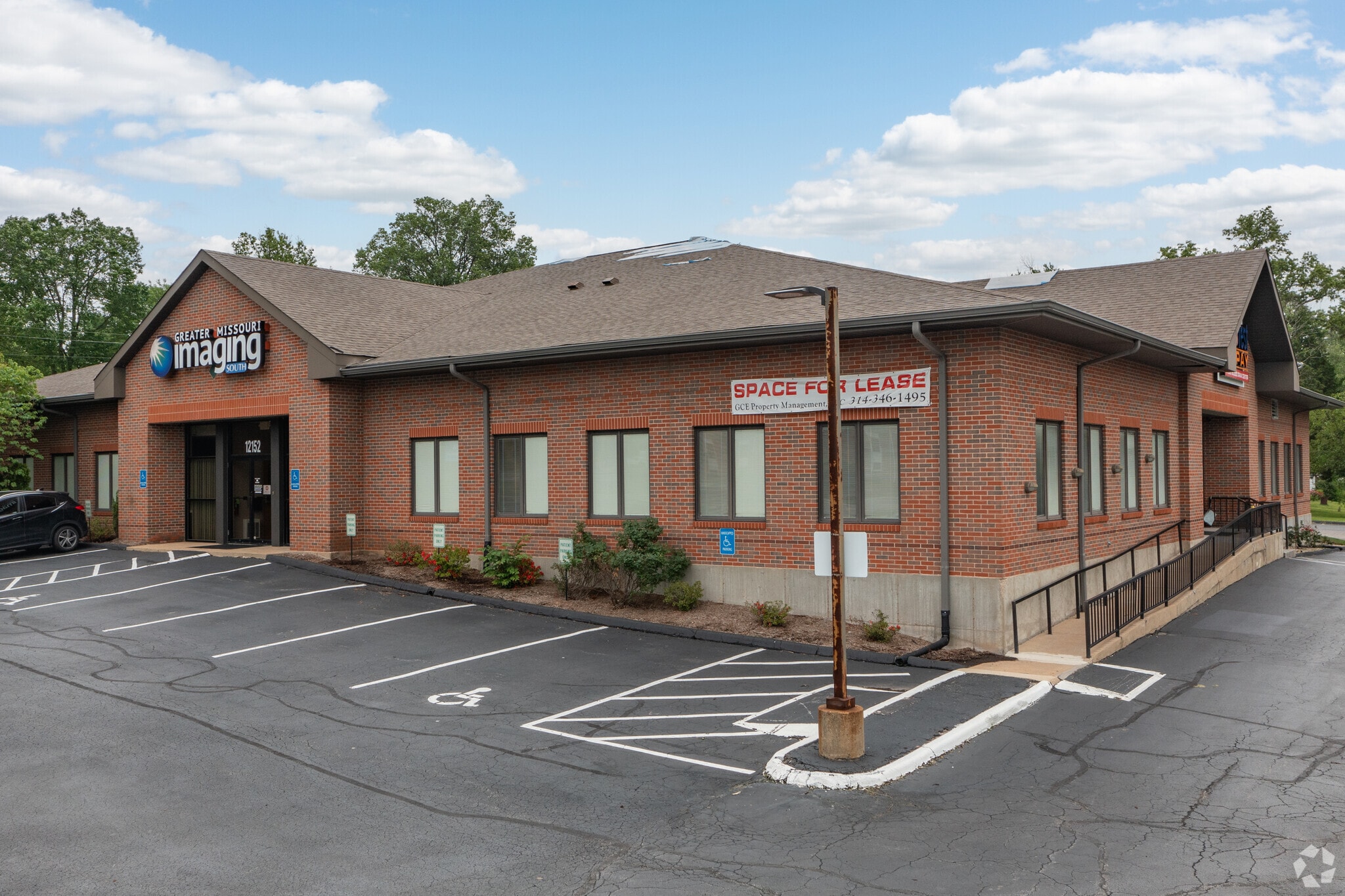 12152 Tesson Ferry Rd, Saint Louis, MO for sale Primary Photo- Image 1 of 1