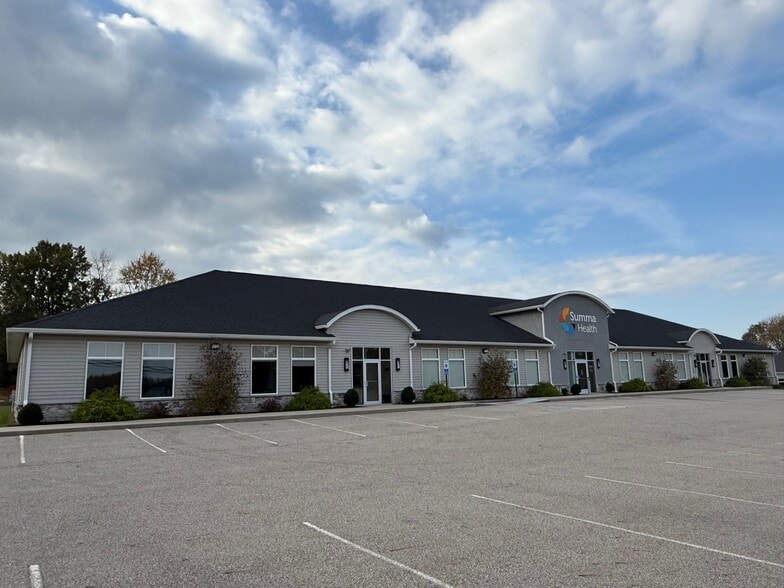 7034 Braucher St NW, Canton, OH for lease - Primary Photo - Image 1 of 2