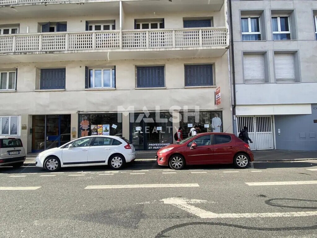 Vente Commerce 90 m² - Photo 1