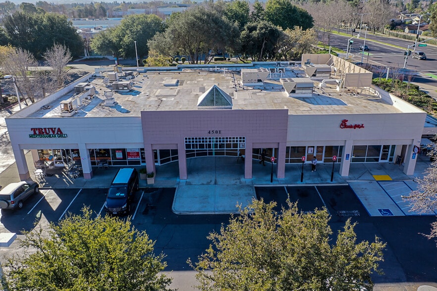 4501 Hopyard Rd, Pleasanton, CA for lease - Building Photo - Image 3 of 6