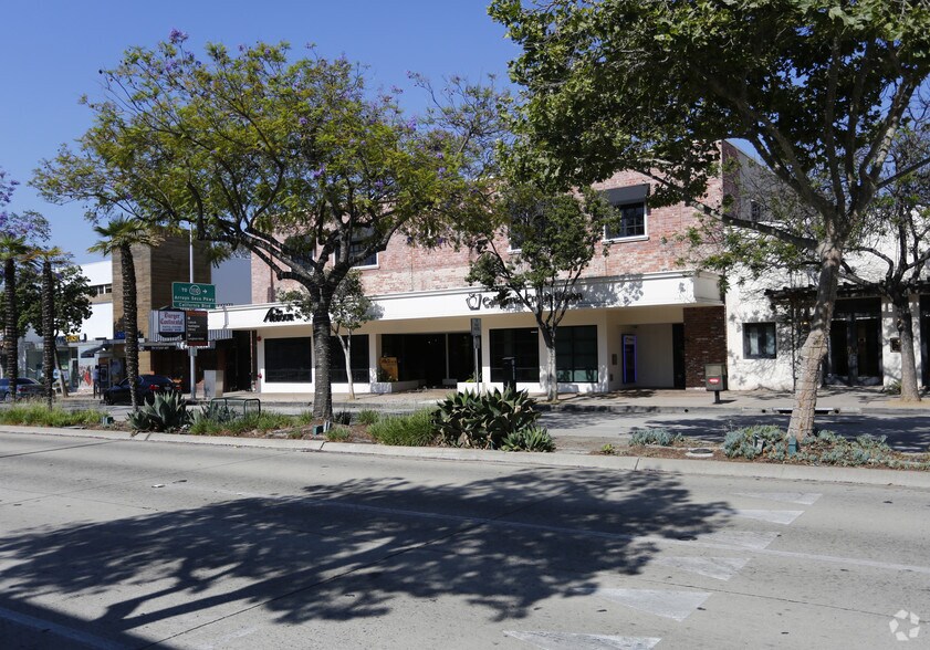 527 S Lake Ave, Pasadena, CA for lease - Building Photo - Image 1 of 6