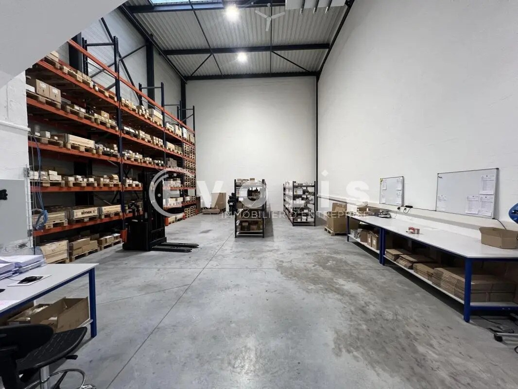 Flex in Vaires-sur-Marne for lease Interior Photo- Image 1 of 8