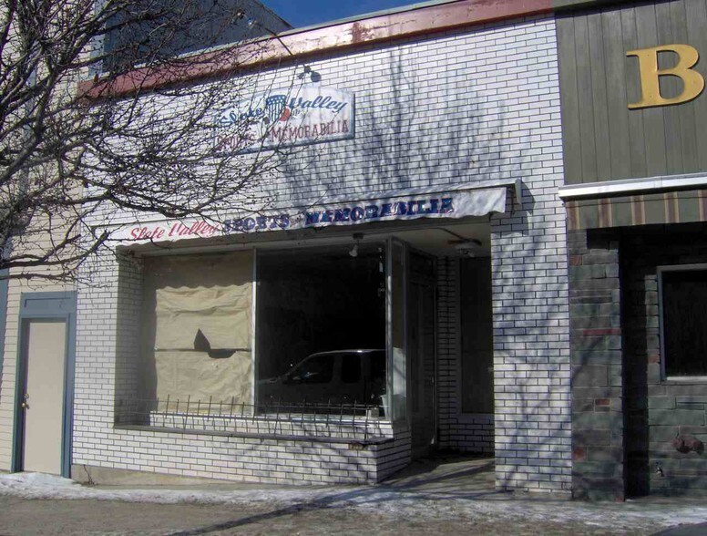 30 Main St, Granville, NY for sale - Primary Photo - Image 1 of 1