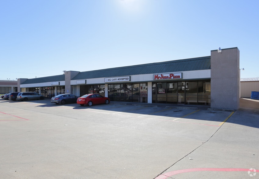 650-670 Big Stone Gap Rd, Duncanville, TX for lease - Building Photo - Image 2 of 3