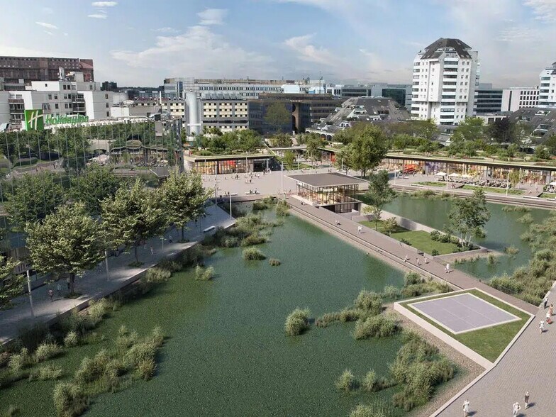 Retail in Noisy-le-Grand for lease - Building Photo - Image 1 of 5