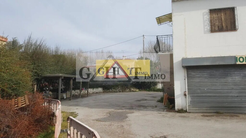Vente Commerce 530 m² - Photo 1