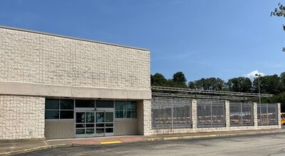 99 Matthew Dr, Uniontown, PA for lease Building Photo- Image 1 of 1