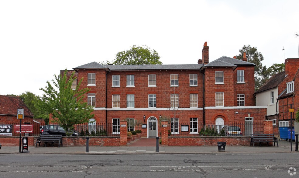 31 Broad St, Wokingham, RG40 1AU