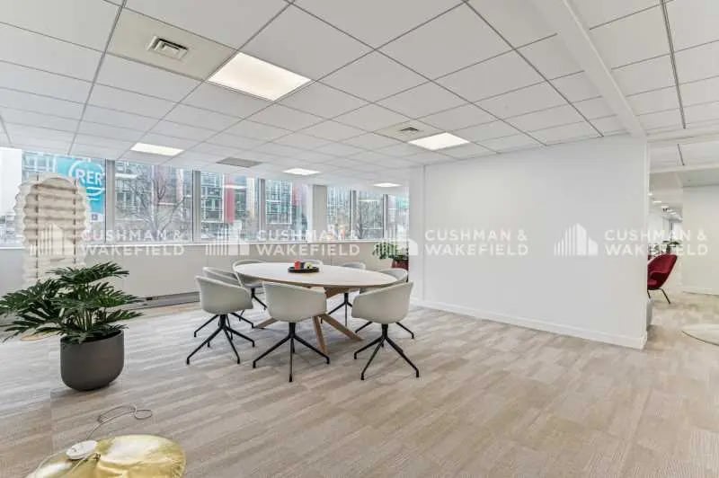 6 Esplanade Charles De Gaulle, Nanterre for lease - Interior Photo - Image 2 of 32