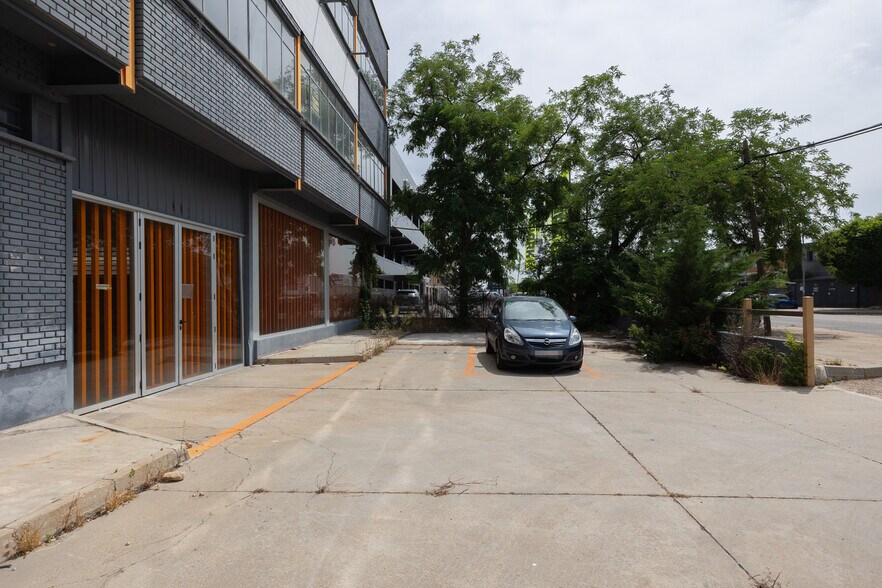 Avenida de Castilla, 9, San Fernando de Henares, Madrid for sale - Building Photo - Image 2 of 3