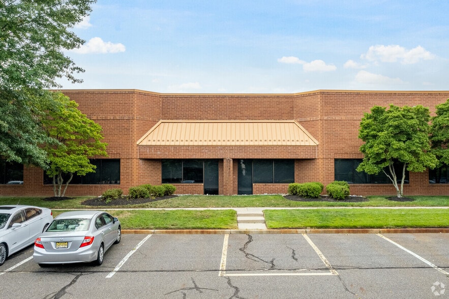 1025 Briggs Rd, Mount Laurel Township, NJ for lease - Building Photo - Image 2 of 6