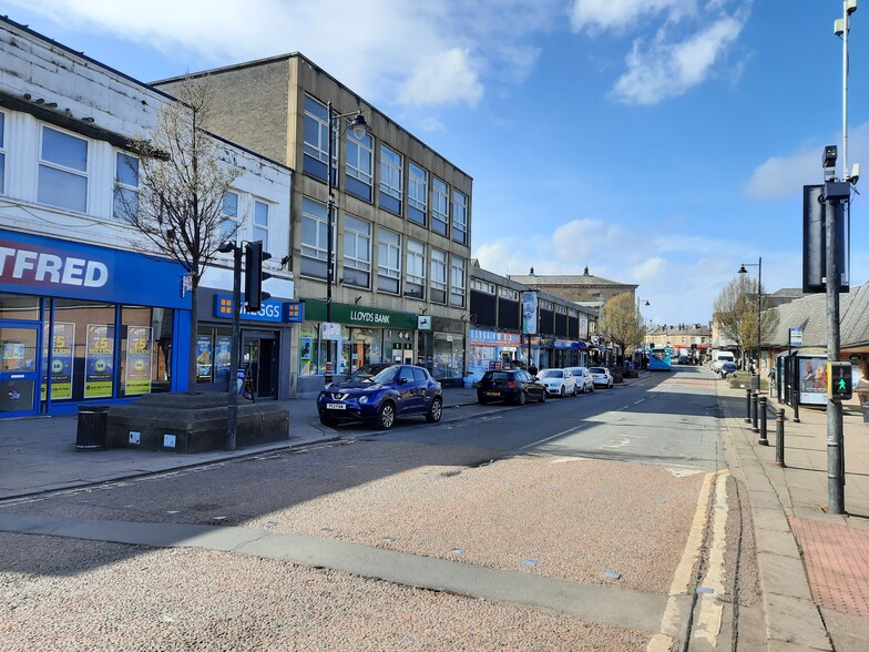 Commercial Street, Batley for lease - Building Photo - Image 2 of 2