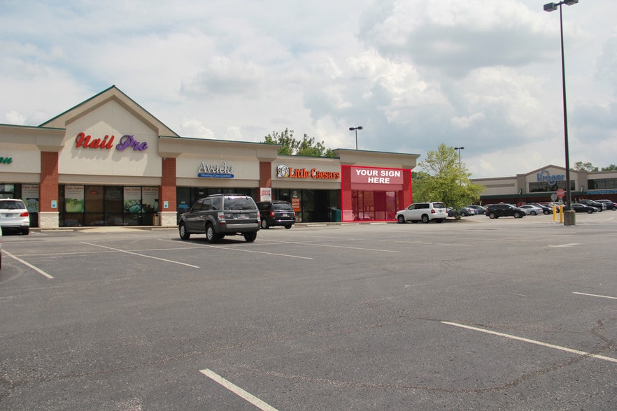 28602880 Charlestown Rd, New Albany, IN 47150