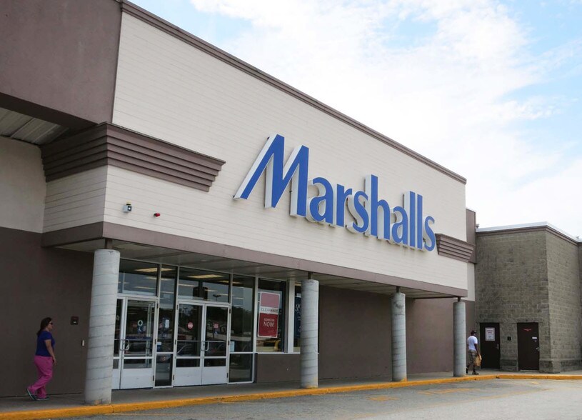 6973 Winthrop Ave, Lawrence, MA 01843