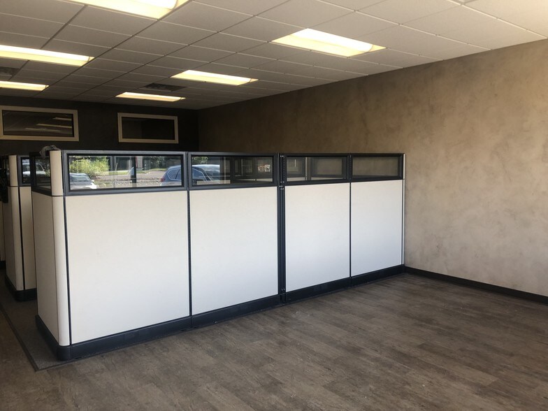 1419 Lincoln St, Rhinelander, WI for sale - Interior Photo - Image 1 of 1