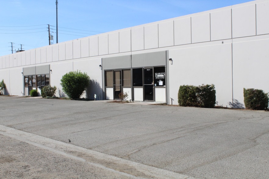 4630 Easton Dr, Bakersfield, CA for lease - Building Photo - Image 3 of 7