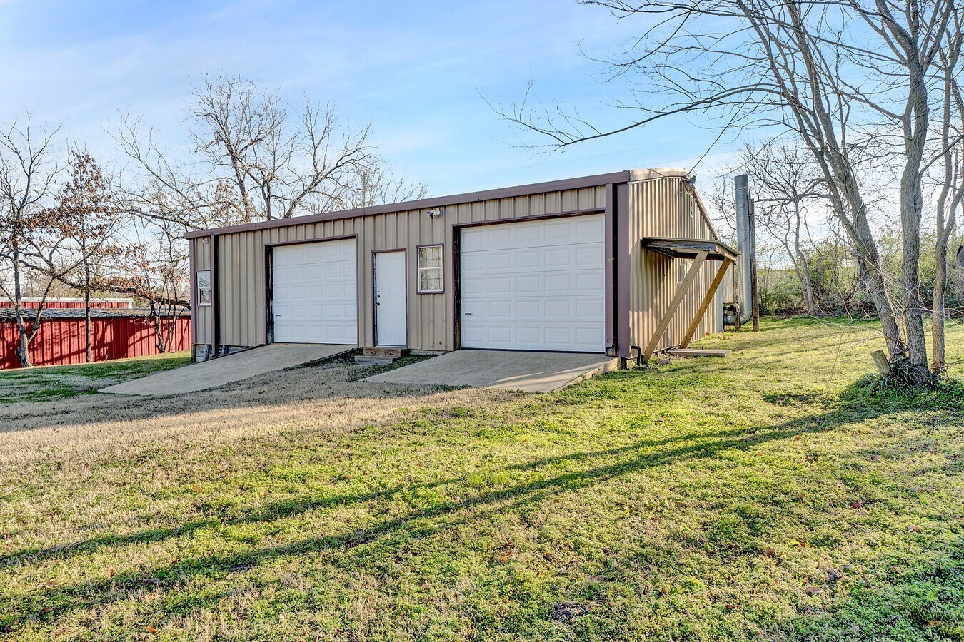 509 S Pacific St, Mineola, TX 75773