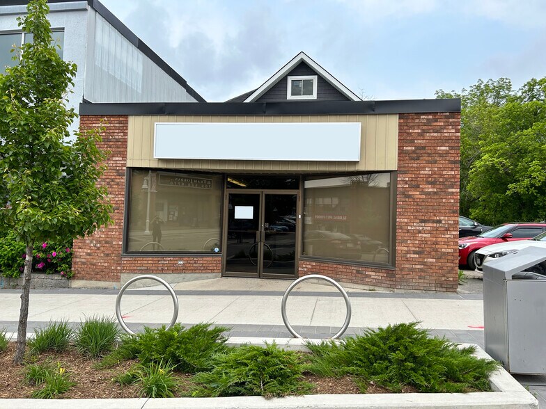 365 King St, Midland, ON for sale - Primary Photo - Image 1 of 5