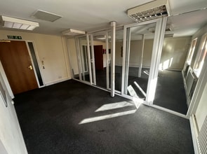 1663-1665 High St, Solihull for lease Interior Photo- Image 1 of 2