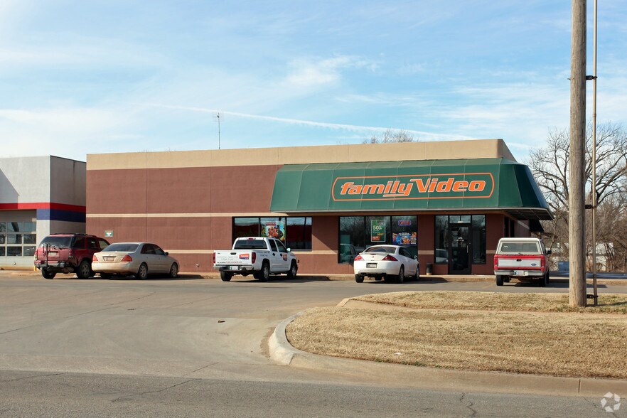 104 S Perkins Rd, Stillwater, OK 74074