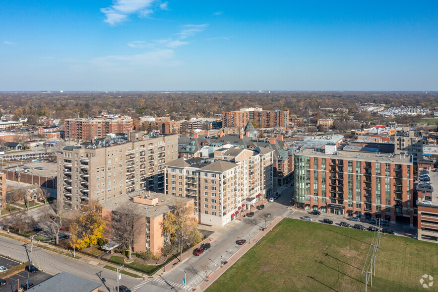 200 W Campbell St, Arlington Heights, IL for lease - Aerial - Image 3 of 4