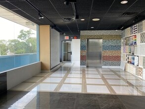 31 N Bridge St, Staten Island, NY for lease Interior Photo- Image 2 of 9