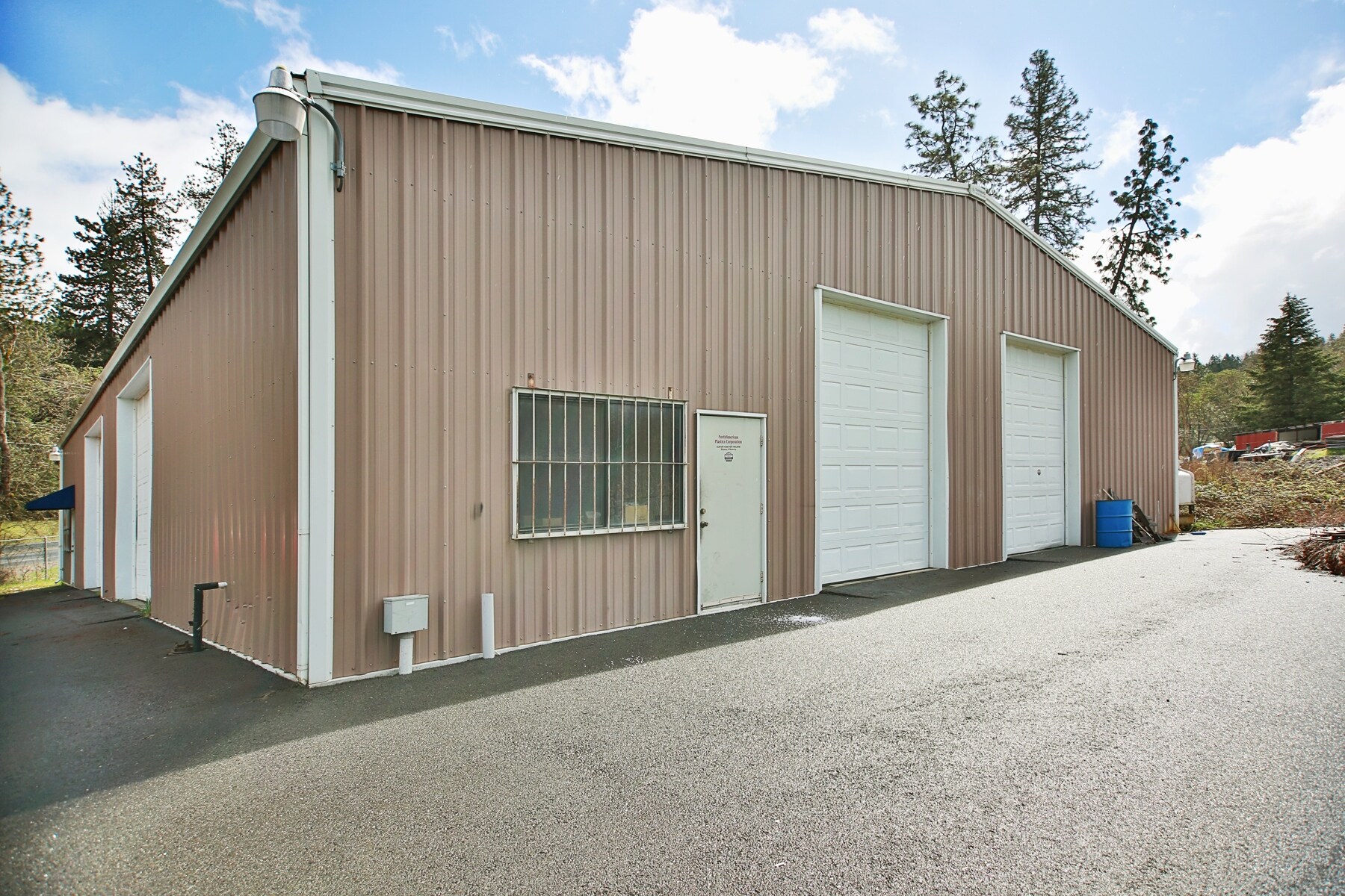 3980 Highland Ave, Grants Pass, OR for sale Primary Photo- Image 1 of 1