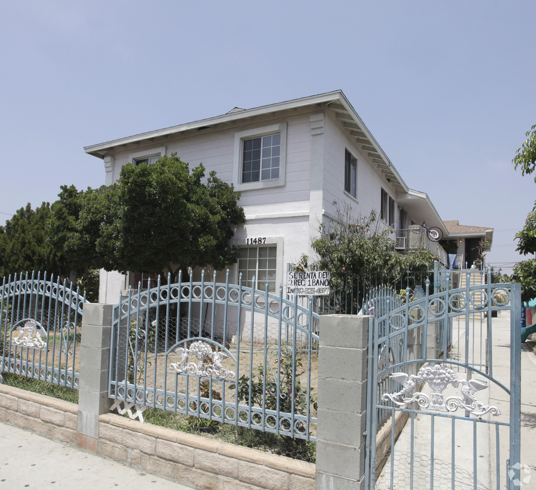 11487 Sherman Way, North Hollywood, CA for sale Primary Photo- Image 1 of 1