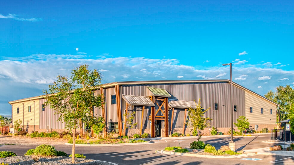 1227 Mayfly Dr, Montrose, CO for sale - Building Photo - Image 1 of 23