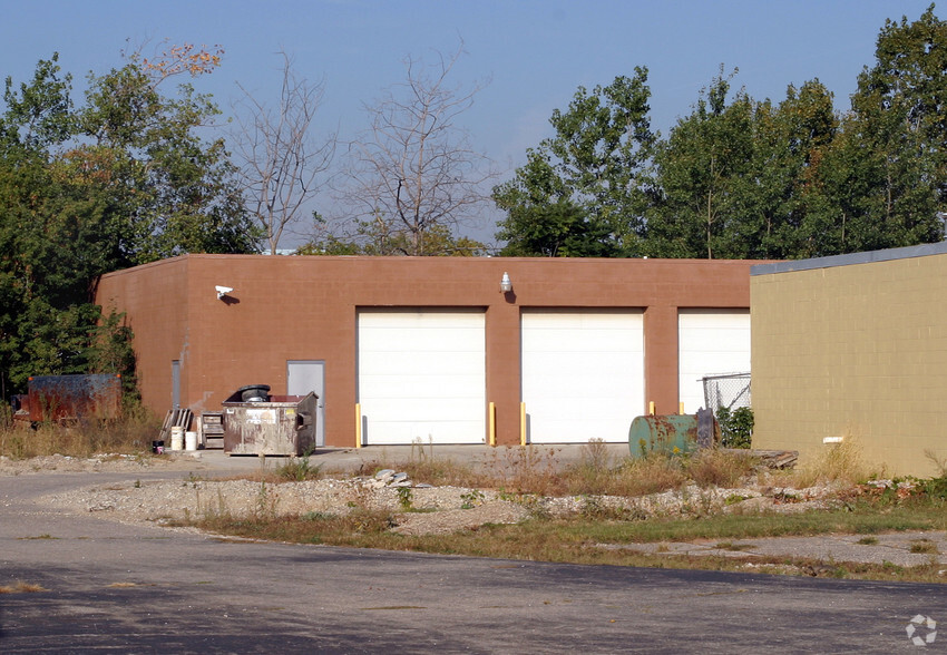 3727-3729 Linden Ave SE, Grand Rapids, MI for lease - Building Photo - Image 1 of 1