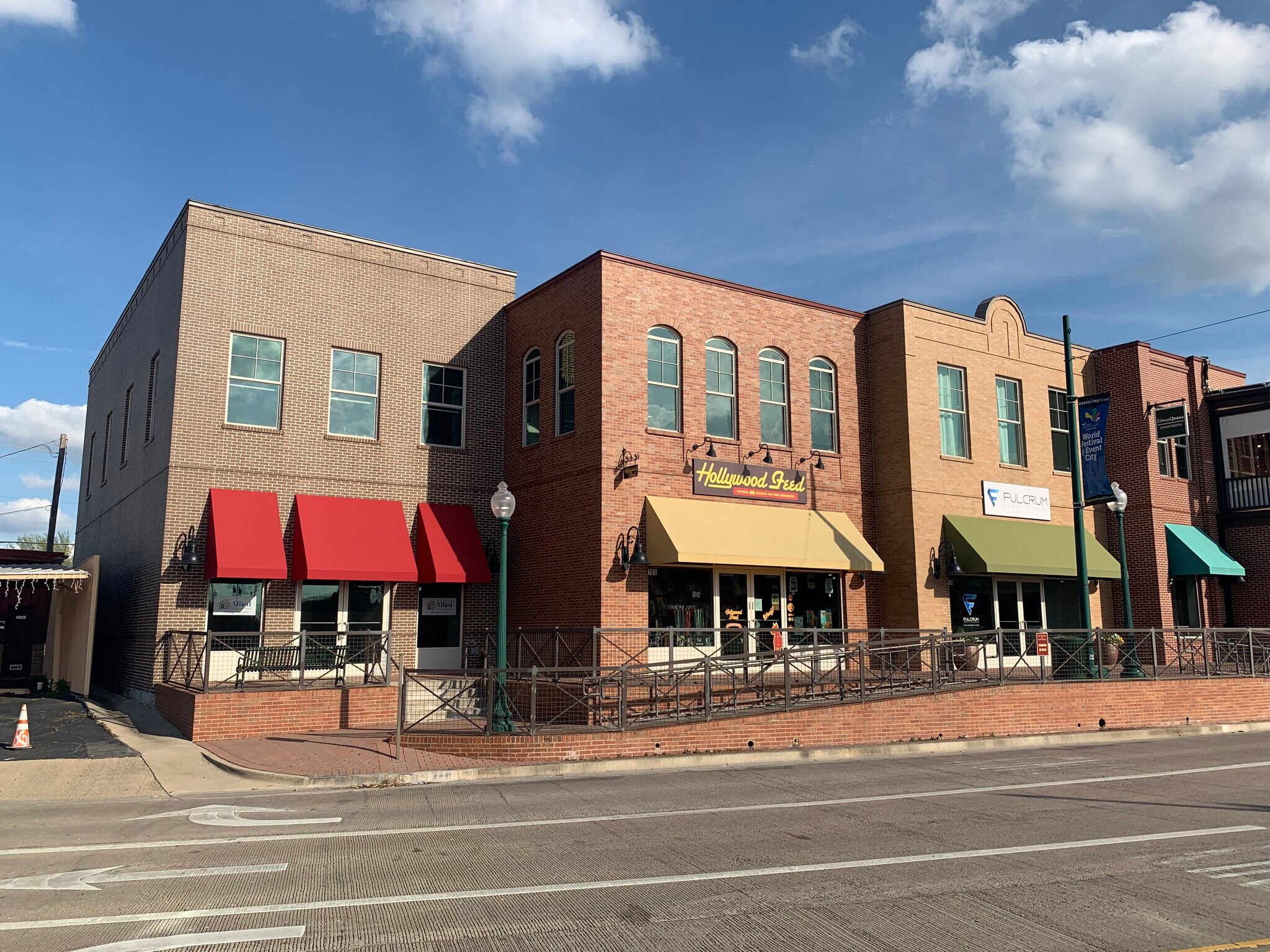 129 S Main St, Grapevine, TX 76051 The Gallery on Main Street