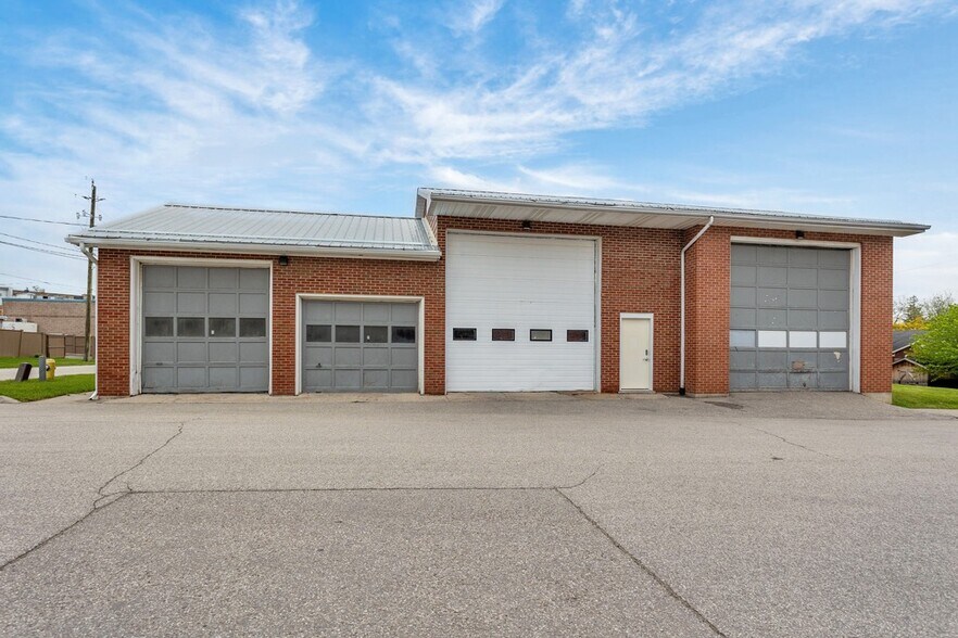 11 Front St, Norwich, ON for lease - Building Photo - Image 2 of 9