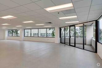 425 E Colorado St, Glendale, CA for lease Interior Photo- Image 1 of 1