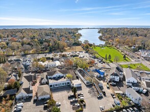 67 Jobs Ln, Southampton, NY - aerial  map view