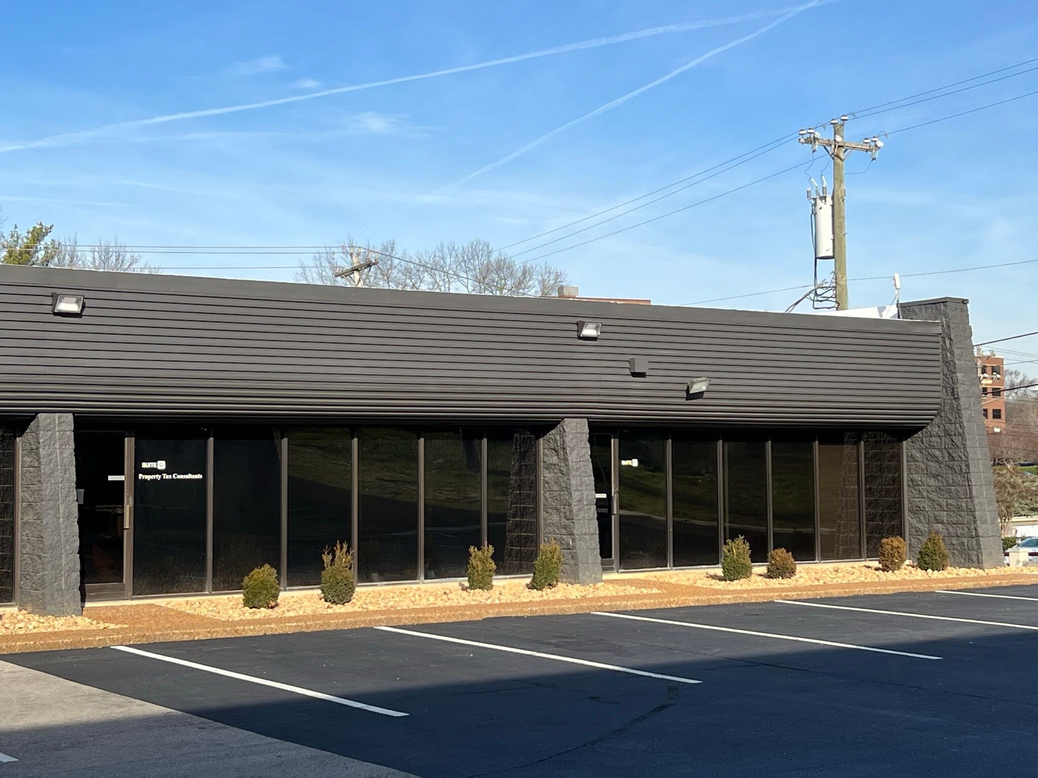 2601 Elm Hill Pike, Nashville, TN for lease Primary Photo- Image 1 of 3