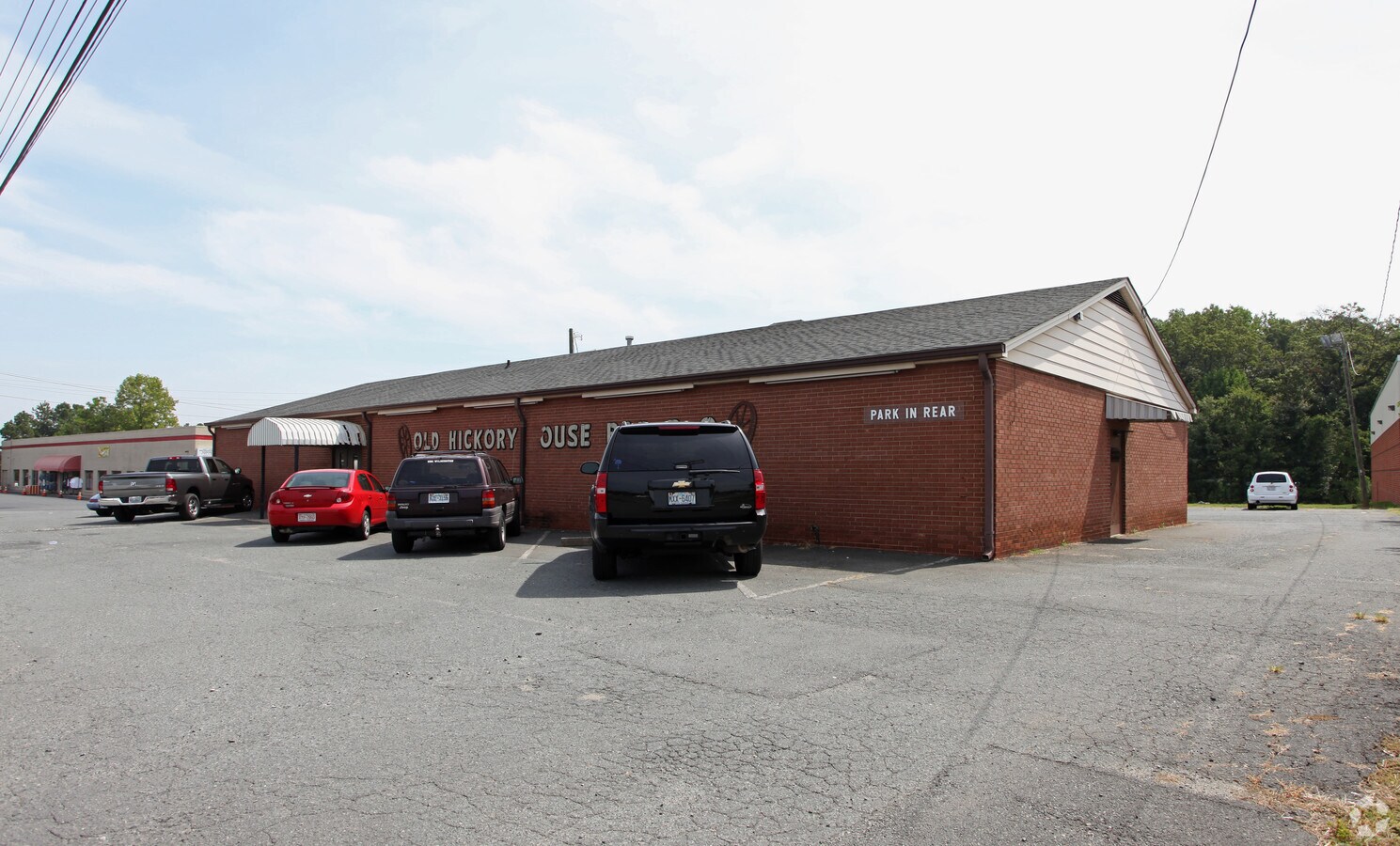 6538 N Tryon St, Charlotte, NC 28213